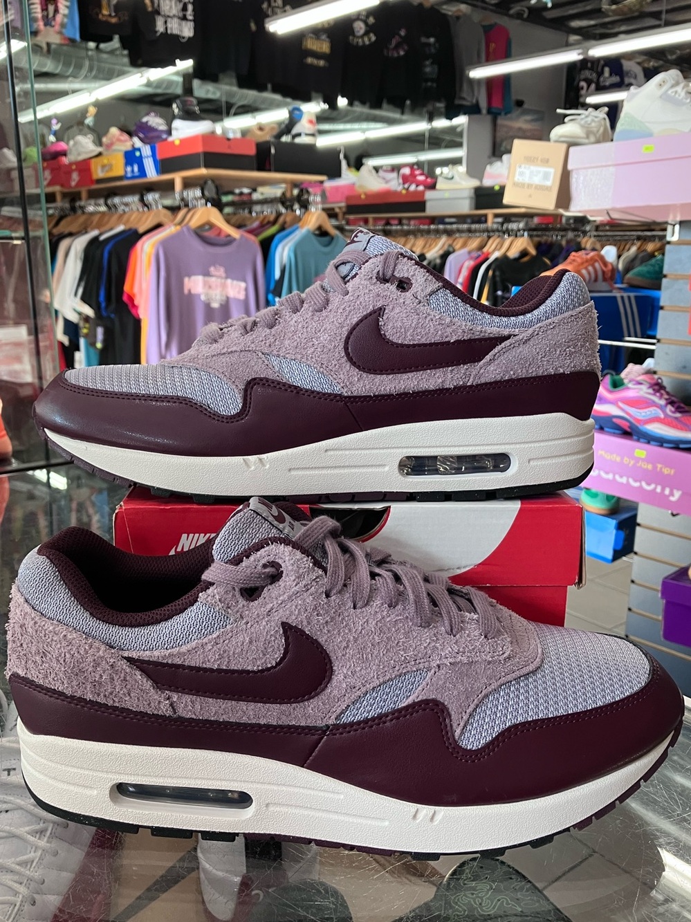 Nike Air Max 1 Essential PRM Cement Grey Burgundy Crush Size 11.5